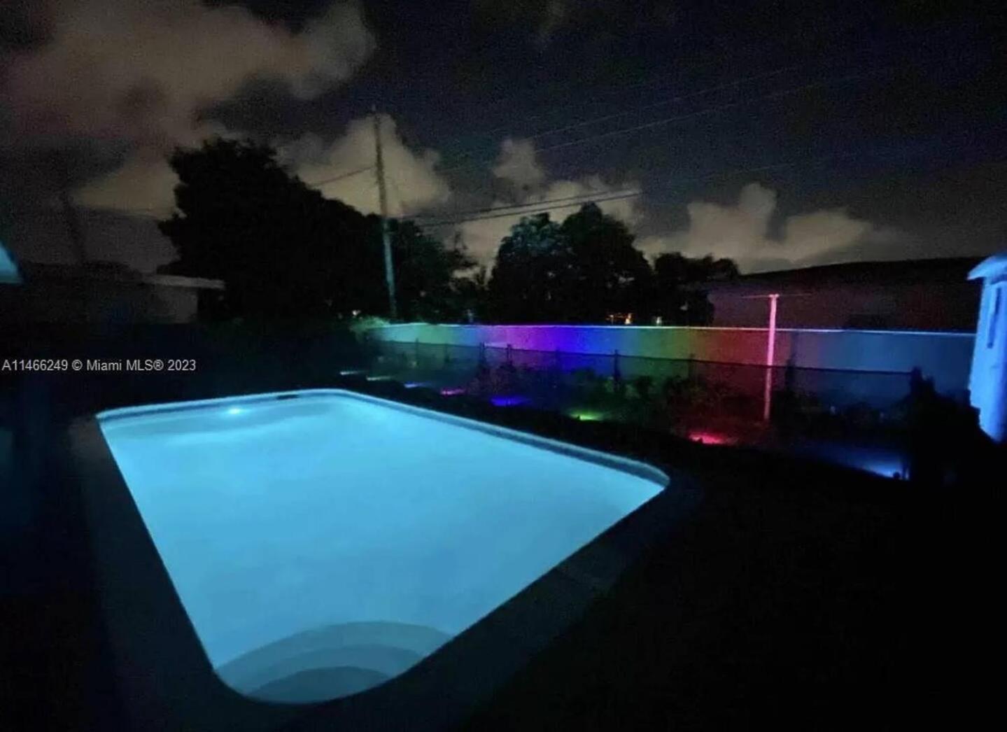 Tropical Villa Pool Courtyard & Garden View Φορτ Λόντερντεϊλ Εξωτερικό φωτογραφία