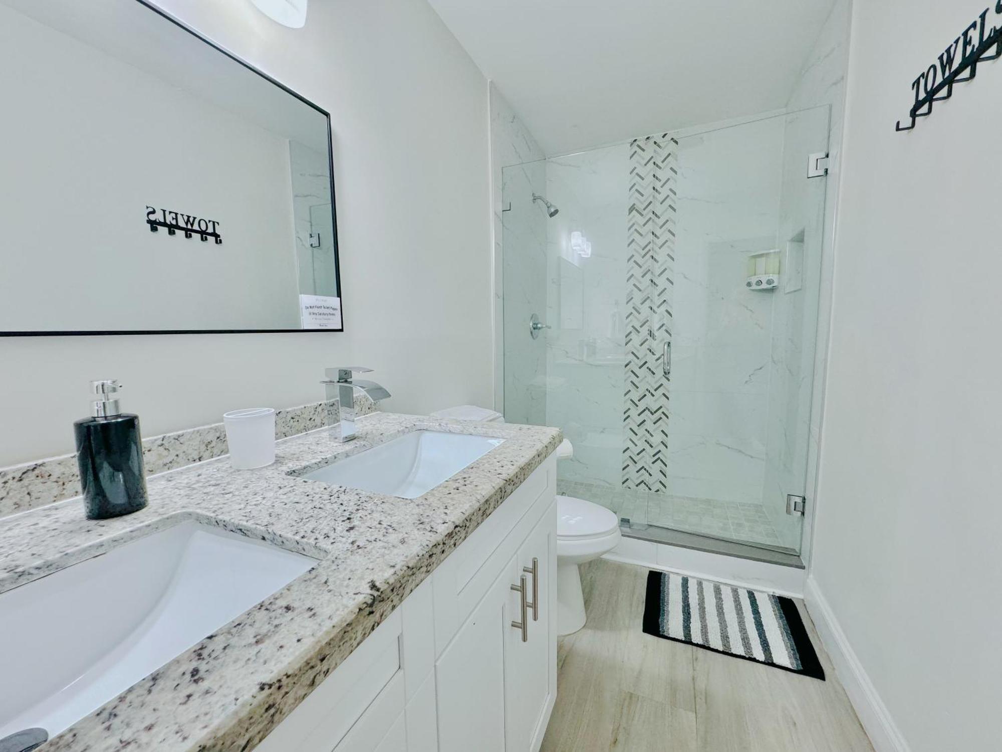 Tropical Villa Pool Courtyard & Garden View Φορτ Λόντερντεϊλ Εξωτερικό φωτογραφία